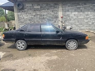 часы диски: Audi 100: 1988 г., 1.8 л, Механика, Бензин, Седан — 4