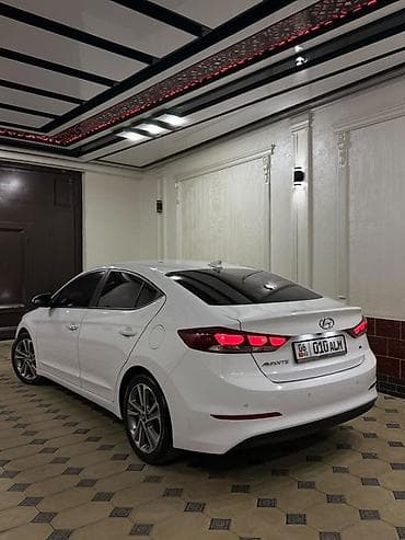 айнек авто: Hyundai Avante: 2018 г., 1.6 л, Автомат, Бензин, Седан — 2