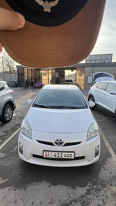 Продажа авто: Toyota Prius: 2011 г., 1.8 л, Вариатор, Гибрид, Хэтчбэк — 7
