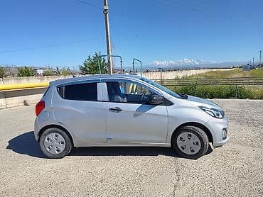 changan uni z цена в бишкеке: Chevrolet Spark: 2018 г., Автомат, Хэтчбэк — 4