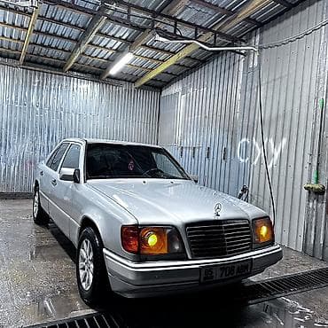 mers e124: Mercedes-Benz W124: 1992 г., 2.2 л, Механика, Бензин, Седан — 8
