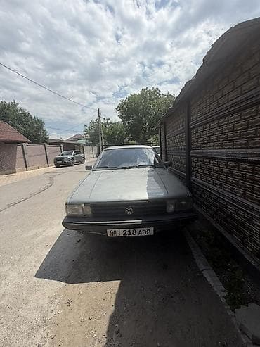 мотор 646: Volkswagen Passat Variant: 1984 г., Лифтбек — 3