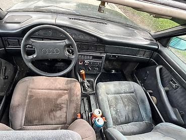 аудио техника: Audi 100: 1987 г., 1.8 л, Механика, Бензин, Седан — 2