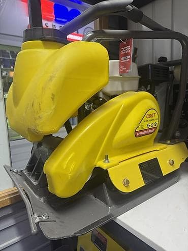 форсе набор: Виброплита XIN OUDI C90T (Plate Compactor) - Тип: бензиновая — 3