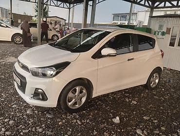 Транспорт: Chevrolet Spark: 2016 г., 0.1 л, Автомат, Бензин, Хэтчбэк — 3