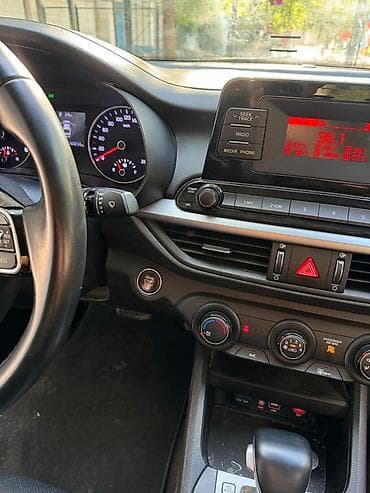 Транспорт: Kia Cerato: 2020 г., 1.6 л, Автомат, Бензин, Седан — 9