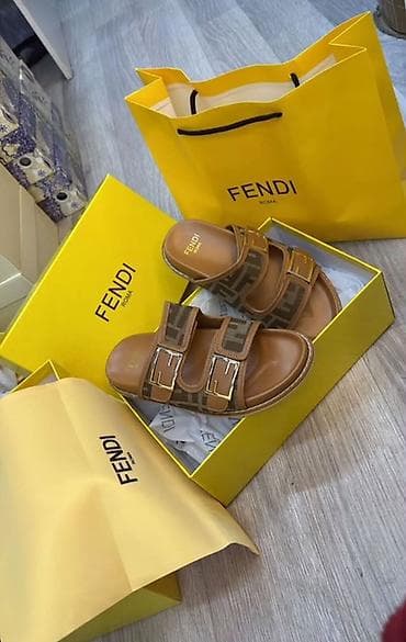Кофты, свитеры: Инстаграм Arais_look Женская одежда и обувь в наличии ✅✅✅ Цены ниже — 9
