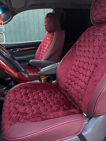 сиденье сапог: Комплект автомобильных чехлов на сиденья, цвет бордовый. - Материалы — 1