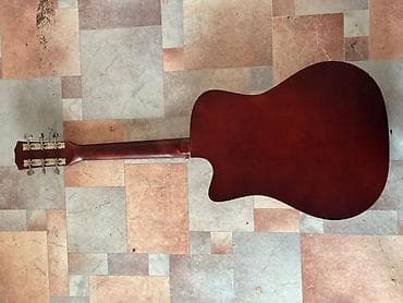 Акустическая гитара с вырезом (cutaway), дредноут. Основные