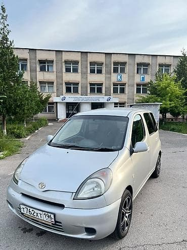 Транспорт: Toyota Funcargo: 2001 г., 1.3 л, Автомат, Бензин, Хэтчбэк — 1