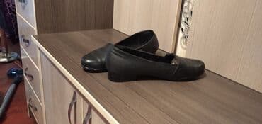 ecco 42: Продаётся кожаные туфли. Размер 38. Цвет черный. В отличном — 2