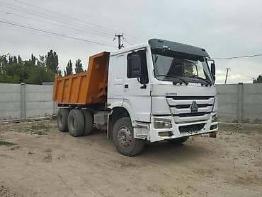 Самосвал HOWO 6x4 - Колесная формула: 6x4, задняя тележка сдвоенная -