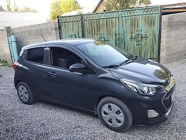 Chevrolet Spark: 2019 г., Автомат, Бензин, Хэтчбэк — 4