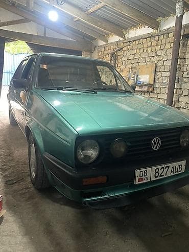 Volkswagen Golf: 1987 г., 1.8 л, Механика, Бензин, Хэтчбэк
