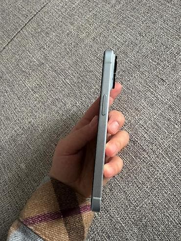 hoco w45: IPhone 15, Б/у, 128 ГБ, Голубой, Защитное стекло, Чехол, Коробка, 88 % — 3