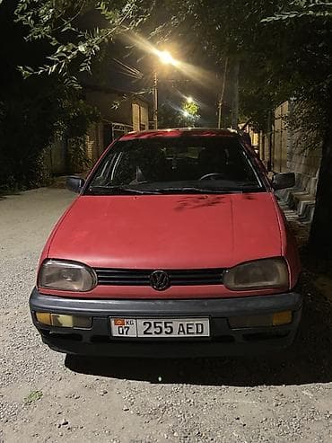 Продажа авто: Volkswagen Golf: 1993 г., 1.6 л, Механика, Бензин, Хэтчбэк — 9