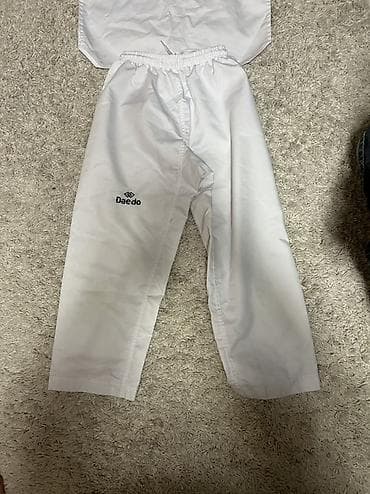 солдат форма: Добок для тхэквондо Daedo - Комплект: куртка с черным воротом — 2