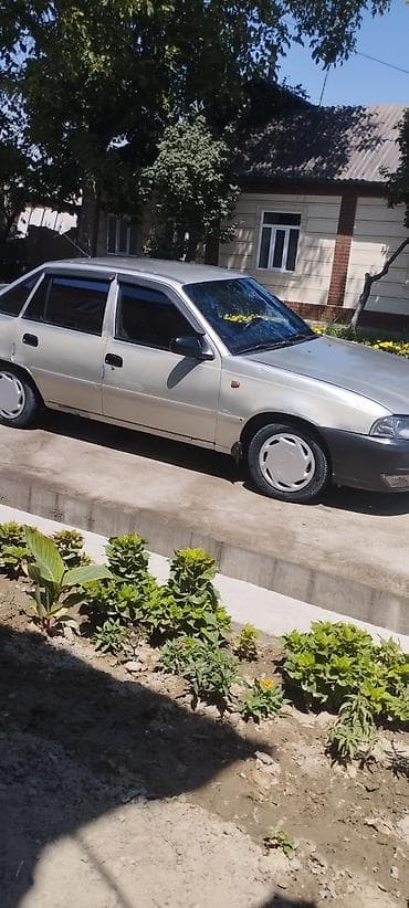 Унаа: Daewoo Nexia: 2008 г., 1.6 л, Кол менен иштөөчү, Газ, Седан — 2