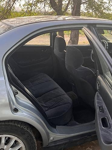 santa fe 2017: Mitsubishi Galant: 1998 г., Ручные, Бензин, Седан — 4