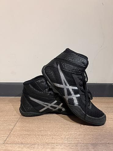 Босоножки, сандалии, шлепанцы: Мужские кроссовки, 40.5, Asics, Б/у, цвет - Черный, Самовывоз — 3