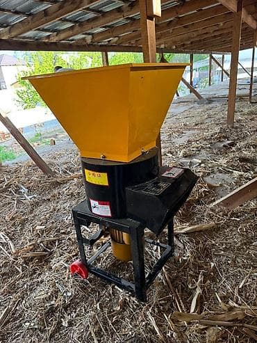 кормодробилки: Кормоизмельчитель/дробилка зерна и корнеплодовмедный мотор - Тип — 2