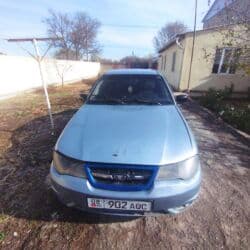 срочно продаю в связи с переездом: Daewoo Nexia: 2010 г., 1.5 л, Механика, Бензин — 7