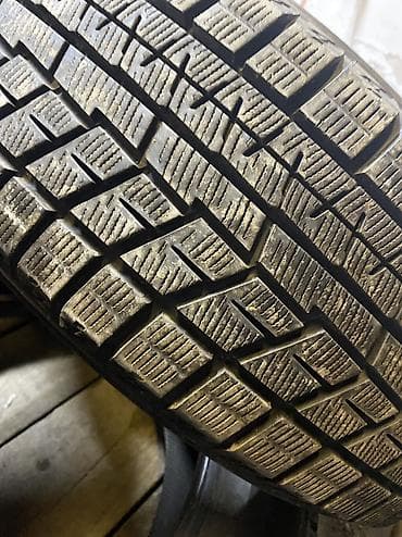 Шины 225 / 60 / R 17, Зима, Б/у, Комплект, Легковые, Япония, Bridgestone