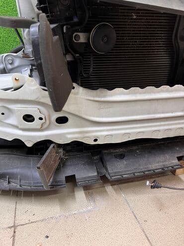 на фары: Бампер, экран, телевизор практически ноускат, но без фар на Subaru — 5