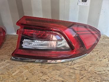 hundai i40: Задний правый фонарь Hyundai i40 (седан), оригинальный. Особенности — 1