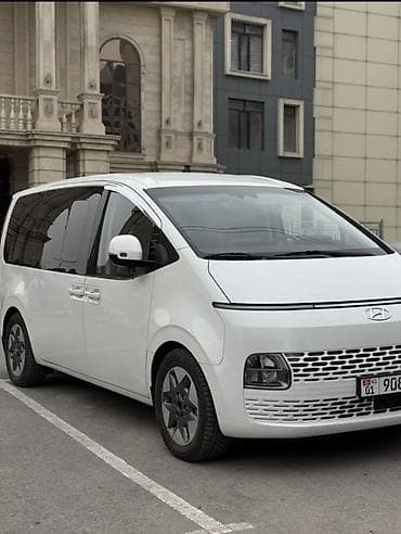 tayota progres: Hyundai Staria: 2022 г., Автомат, Дизель, Минивэн — 2