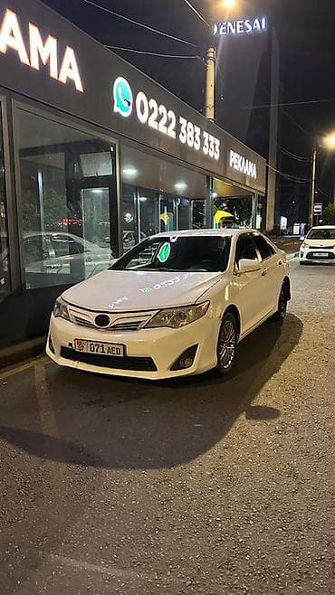Транспорт: Toyota Camry: 2013 г., Автомат, Седан — 1