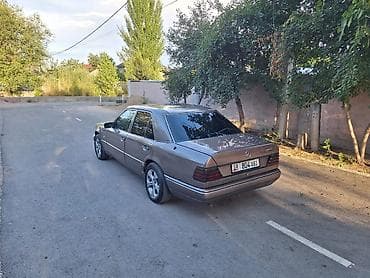 мереседес 124: Mercedes-Benz W124: 1990 г., 2.3 л, Механика, Газ, Седан — 5