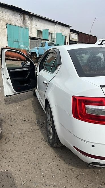maxima j30: Skoda Octavia: 2018 г., 1.6 л, Типтроник, Бензин, Седан — 5