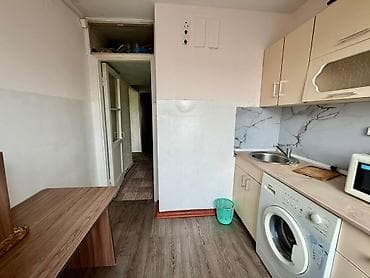 Жер тилкелери: 42 м², Эмереги менен — 7