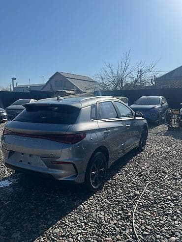 200 land: BYD E2: 2021 г., Робот, Электромобиль, Хэтчбэк — 3