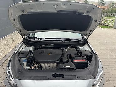 elantra 2017: Hyundai Sonata: 2020 г., 2 л, Автомат, Газ, Седан — 10