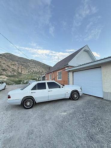 Mercedes-Benz W124: 1994 г., 2.3 л, Автомат, Бензин, Седан — 1