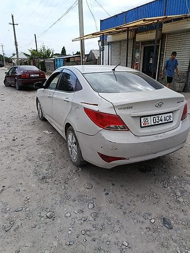 solaris accent: Hyundai Solaris: 2015 г., 1.6 л, Автомат, Бензин, Седан — 3