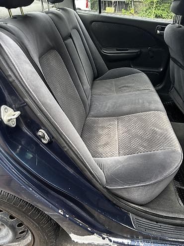 Продажа авто: Toyota Avensis: 2002 г., 2 л, Механика, Дизель, Седан — 7