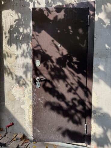 куплю дверь металлическую бу: Металл сейф эшик, Орнотуусуз, Өзү алып кетүү, Колдонулган — 1