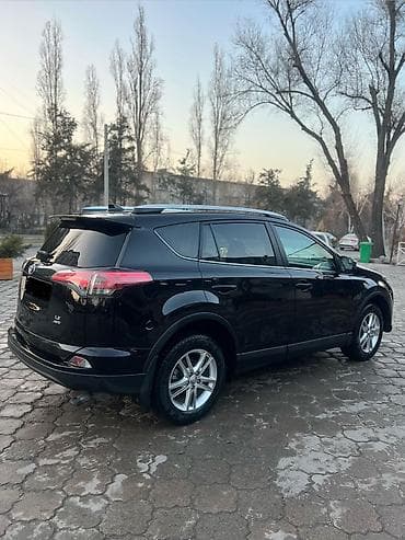 подготовка к продаже авто: Toyota RAV4: 2016 г., 2.5 л, Автомат, Бензин, Кроссовер — 3