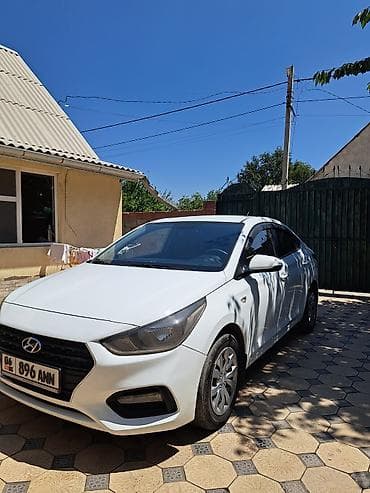 Hyundai Solaris: 2019 г., 1.6 л, Автомат, Бензин, Седан