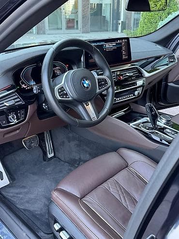 Транспорт: BMW 5 series: 2021 г., 2 л, Гибрид, Седан — 6