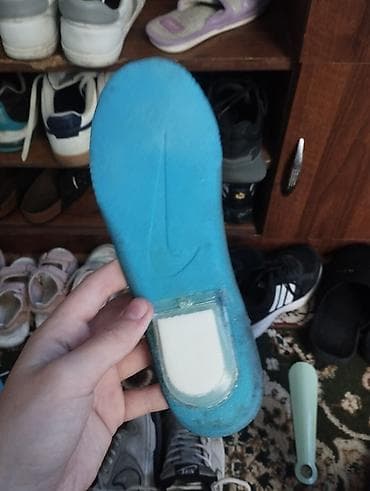 ролики кроссовки бишкек: Мужские кроссовки, 39, Nike, Б/у, Самовывоз — 4
