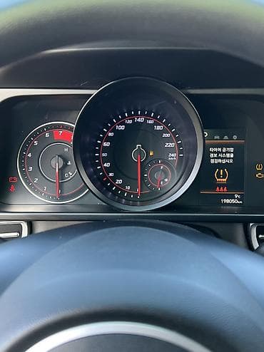 ежемесячно: Hyundai Avante: 2020 г., 1.6 л, Автомат, Газ, Седан — 8