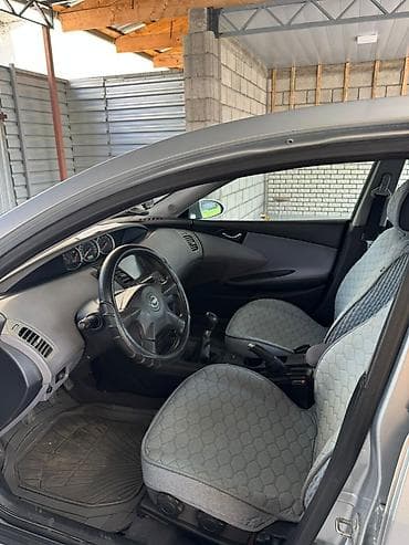 хонда истеп 1: Nissan Primera: 2002 г., 1.8 л, Кол менен иштөөчү, Бензин, Седан — 3