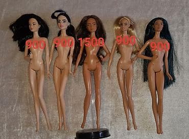 игрушечный револьвер: Продаю кукол Барби оригинал из личной коллекции,новые и в идеальном — 7