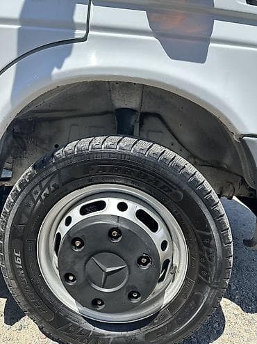 mers e124: Mercedes-Benz Спринтер: 2001 г., 2.7 л, Дизель — 6