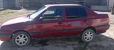 Volkswagen Vento: 1995 г., 1.8 л, Механика at lalafo.kg Volkswagen Vento: 1995 г., 1.8 л, Механика