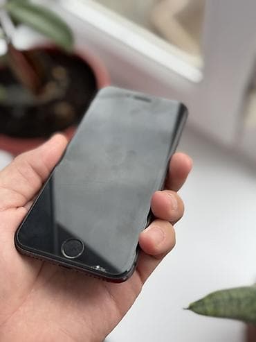 телефон в рассрочку айфон: IPhone 8, Б/у, 64 ГБ, Black Titanium, Чехол, Защитное стекло, 96 % — 1